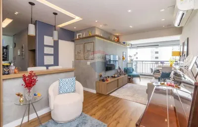 Apartamento novo, todo planejado com varanda gourmet na saúde!