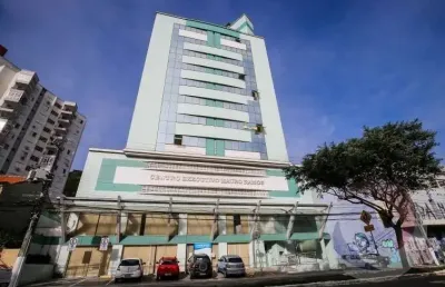 Sala comercial para alugar na avenida mauro ramos, 224, centro, florianópolis por r$ 3.500