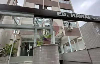 Apartamento com 4 quartos para alugar na avenida mauro ramos, 1934, centro, florianópolis por r$ 4.500
