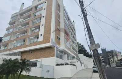 Apartamento com 3 quartos para alugar na rua poeta francisco machado de souza, 275, estreito, florianópolis por r$ 5.500