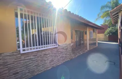 Casa com 2 quartos para alugar na joaquim manoel machado, 146, armação do pântano do sul, florianópolis por r$ 2.900