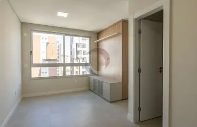 Apartamento com 1 quarto para alugar na rua santo inácio de loyola, 135, centro, florianópolis por r$ 4.600
