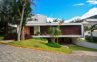 Casa em condomínio fechado com 4 quartos para alugar na rodovia doutor antônio luiz moura gonzaga, 383, rio tavares, florianópolis por r$ 24.000