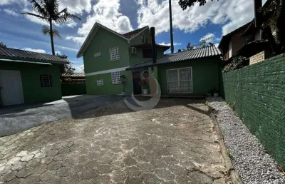 Casa com 3 quartos para alugar na servidão natureza, 190, campeche, florianópolis por r$ 8.500