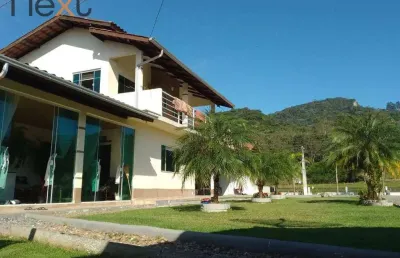 Chácara com 4 dormitórios à venda, 700 m² por r$ 1.100.000,00 - escalvados - navegantes/sc