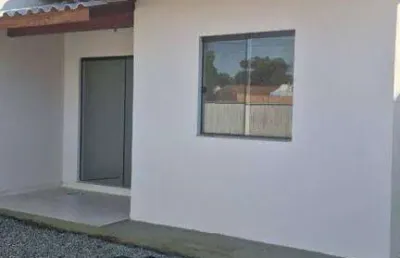Casa aconchegante no quinta dos açorianos, barra velha: amplo terreno nos fundos!