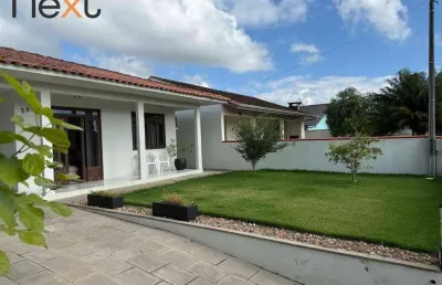 Casa espaçosa e completa na itajuba, barra velha: perto da praia do grant!