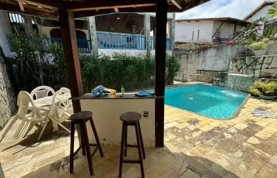 Casa em condomínio fechado com 4 quartos à venda no vilas do atlantico, lauro de freitas  por r$ 900.000