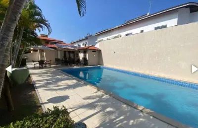 Casa em condomínio fechado com 4 quartos à venda no buraquinho, lauro de freitas  por r$ 900.000