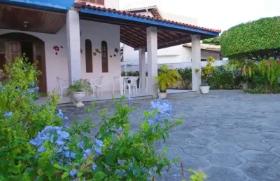 Casa com 5 quartos à venda no vilas do atlantico, lauro de freitas  por r$ 750.000