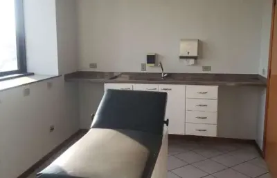 Sala comercial com 2 salas para alugar em Santo Antônio, Americana 