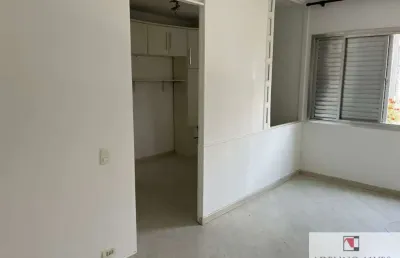 Kitnet / Stúdio à venda na Alameda dos Maracatins, 971, Moema, São Paulo