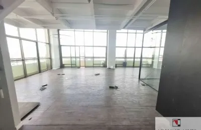 Sala comercial com 4 salas para alugar na Rua Ribeiro do Vale, 152, Brooklin, São Paulo
