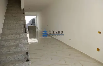 Casa nova com 3 dormitórios a venda no bosque da saúde.