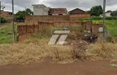 Casa à venda no Universitário, Cascavel 