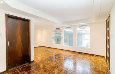 Casa a venda, 3 quartos, 1 suíte, 4 vagas, 192m2, no bairro seminário, curitiba/ pr