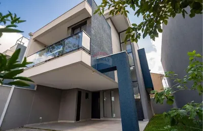Sobrado novo à venda no cajuru, com 174m², 3 quartos sendo 1 suíte, terraço