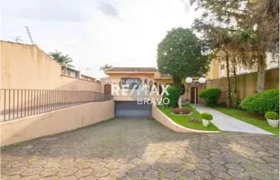 Casa térrea comercial, 374m² privativos, terreno de 1.046m², 9 vagas no parolin – curitiba
