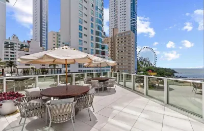 Apartamento em balneário camboriú na quadra mar da barra norte, edifício fg skyline tower, com 151m2, 4 suítes, 2 vagas de garagem