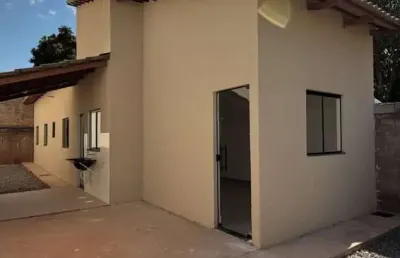 Casa 3 quartos com pé-direito alto no vale das brisas – senador canedo