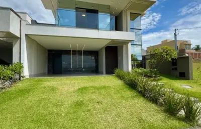 Casa de luxo no jardins capri com 3 suítes, piscina e acabamento premium