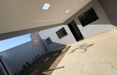 Casa com 3 quartos à venda na Rua 3, 1, Vila Bonsucesso, Senador Canedo