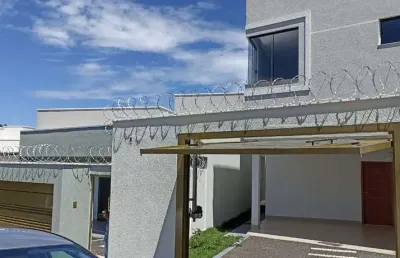 Sobrado à venda no setor faiçalville – 3 quartos, suíte e varanda gourmet