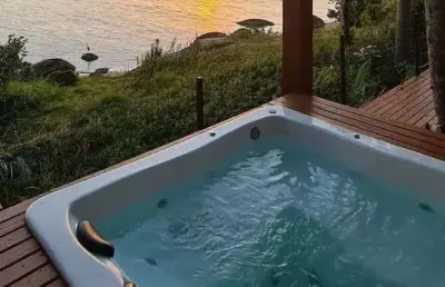 Casa com 5 quartos à venda na rua bico de lacre, 203, cacupé, florianópolis por r$ 12.000.000