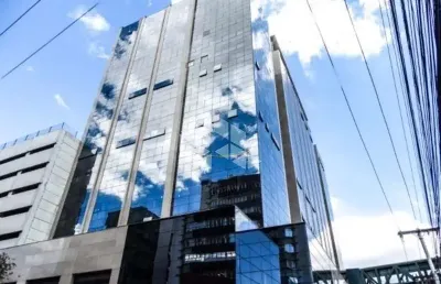 Sala comercial de alto padrão com 47 m² conectada ao shopping praia de belas.