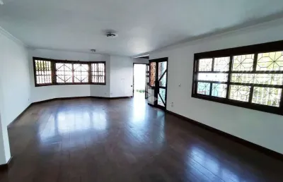Casa 4 quartos  - 3 suítes, 7 vagas no bairro jardim planalto