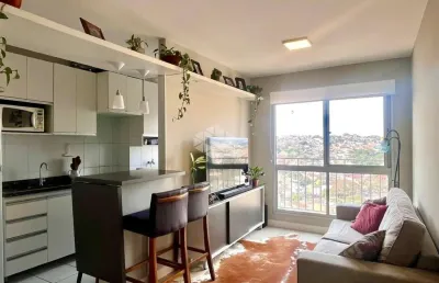 Apartamento dois quartos com churrasqueira e vaga em andar alto