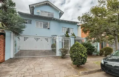 Casa 4 dormitórios com piscina a venda no bairro planalto