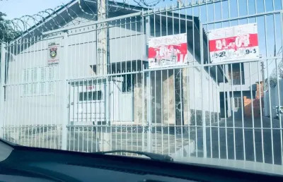 Oportunidade no bairro sarandi, terreno com casa e 3 apartamentos