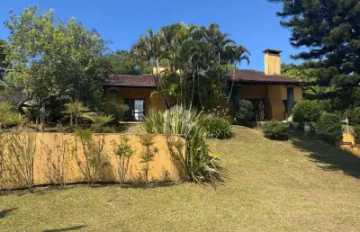 Aconchegante casa térrea em condomínio, em gravataí