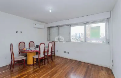 Apartamento com três quartos, vaga e linda vista, no bairro auxiliadora