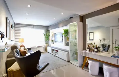 Casa impecável, mobiliada e pronta para morar - 2 dormitórios (1 suíte) - espaço gourmet e amplo pátio