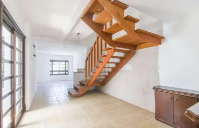 Casa 4 dormitórios com vaga de garagem no bairro jardim itú.