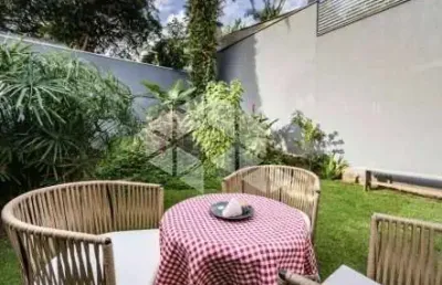 Apartamento garden com duas suítes, junto ao iguatemi