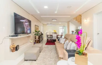 Casa com 3 quartos à venda na Rua Veríssimo Rosa, 355, Partenon, Porto Alegre