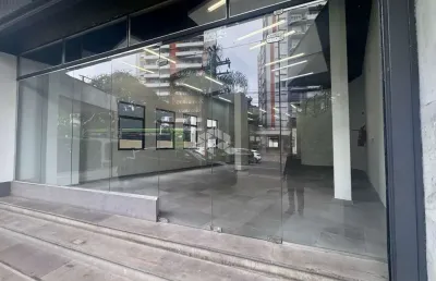Loja comercial à venda no coração do moinhos de vento