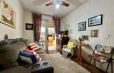 Apartamento com pátio de 2 dormitórios no bairro são joão em porto alegre-rs!