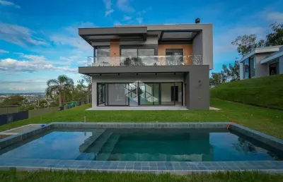 Terreno em condomínio fechado com 1.320m² no ecovillage urban resort, viamão