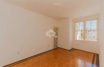 Apartamento amplo com 2 quartos, na general caldwell no bairro menino deus.