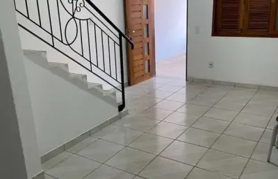 Sobrado para locação em itu, vila fragnani, 3 dormitórios, 1 suíte, 2 banheiros, 2 vagas