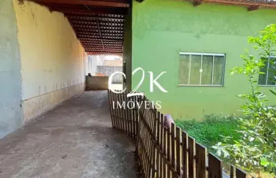 Casa térrea com quintal frontal e nos fundos – residencial solar ville, goiânia
