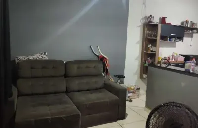 Casa com dois quartos - à venda - no jardim do trevo em birigui