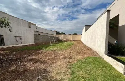 Terreno em condomínio fechado - res. adisa em birigui