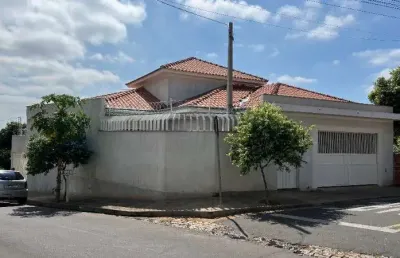 Casa de dois quartos com suíte para venda em birigui