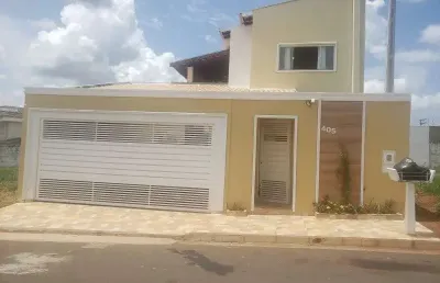 Imóvel de alto padrão com 3 quartos, 1 suíte e 2 vagas no residencial flamboyant em birigüi-sp