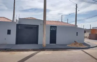 Casas novas de esquina de dois quartos a venda em birigui